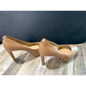 Michael Kors Women's Tan Flex Leather High Heel Pumps Size 7M